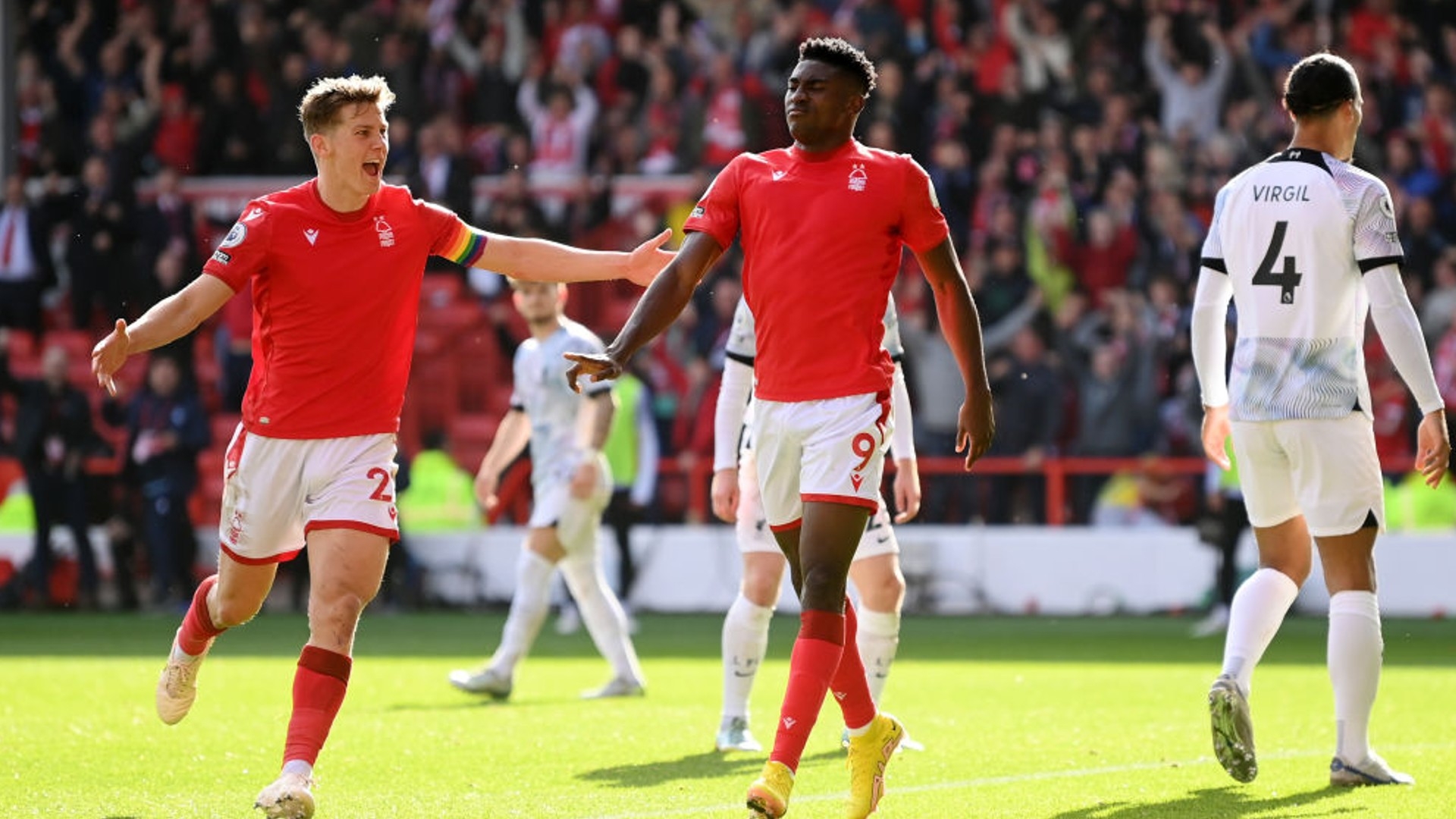 上占据有利 上占据有利